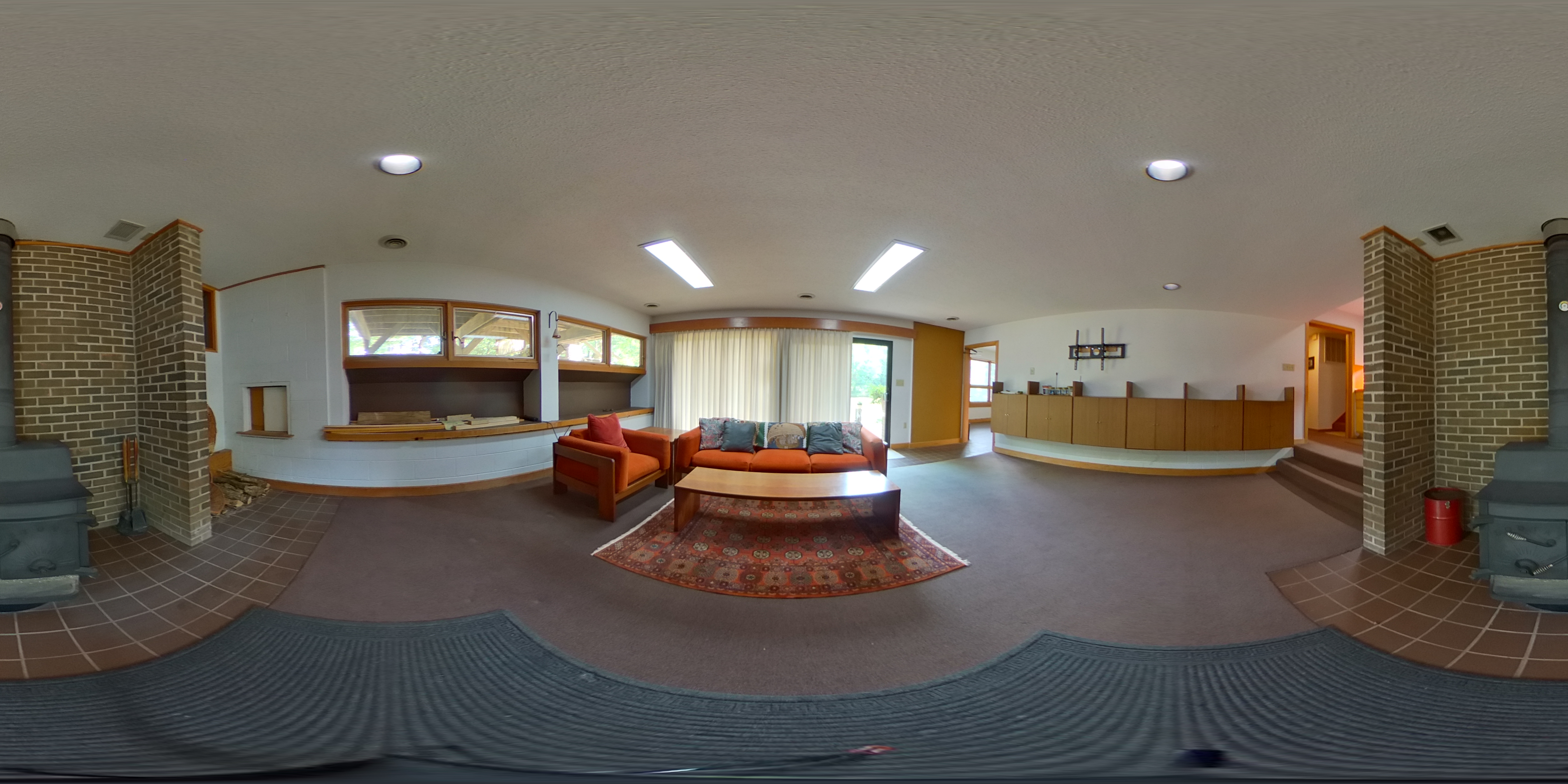 Interior Downstairs 7